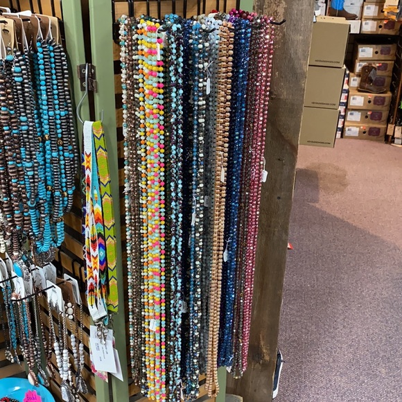 Colorful Crystal Beaded Necklace Long Strand Tan - Picture 4 of 4